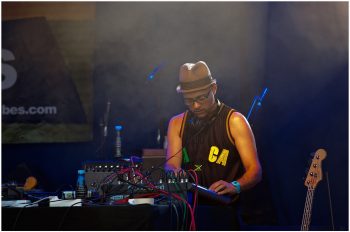 Pinchando en La Concha Reggae Vibes (2011)