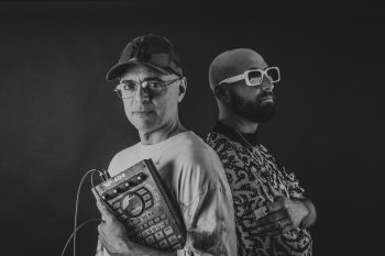 ¡Tienes que ver a DJ UVE con sus samplers y a Ludovico sobre un escenario para entenderlo! (Foto: Bruno Ochaita)